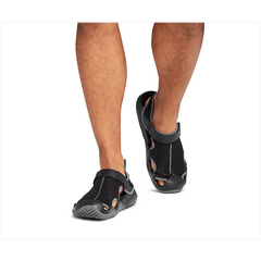 Crocs|Men’s Swiftwater™ Mesh Deck Sandal