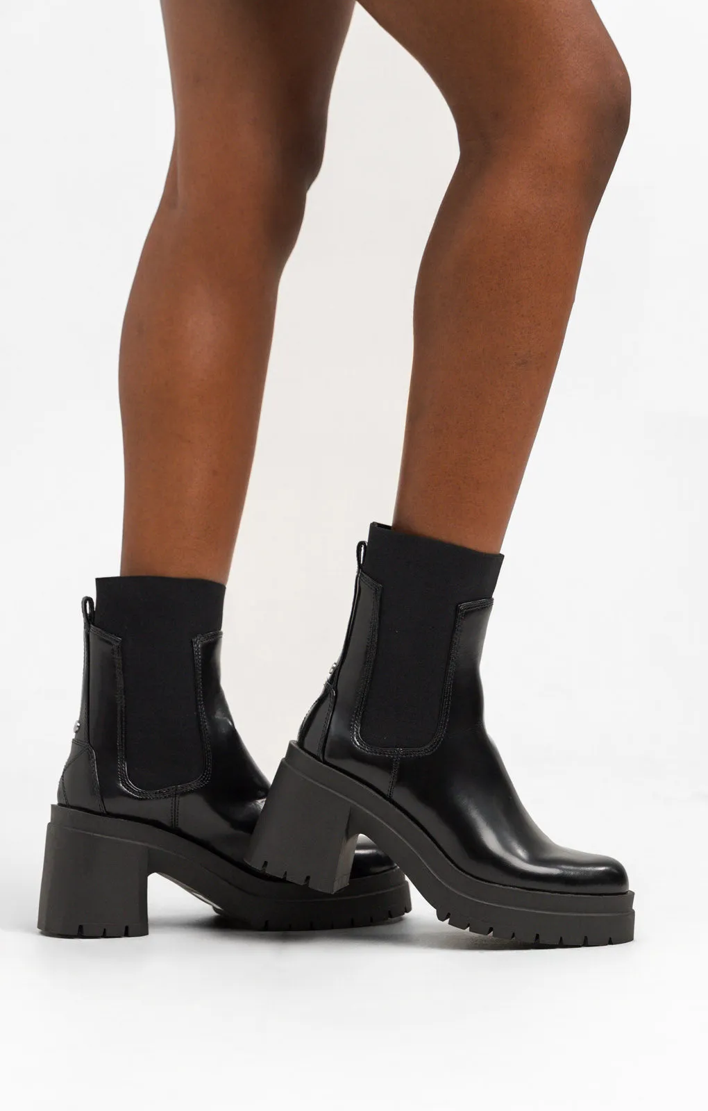 ALDO Bigmood Leather Chelsea Boots In Black