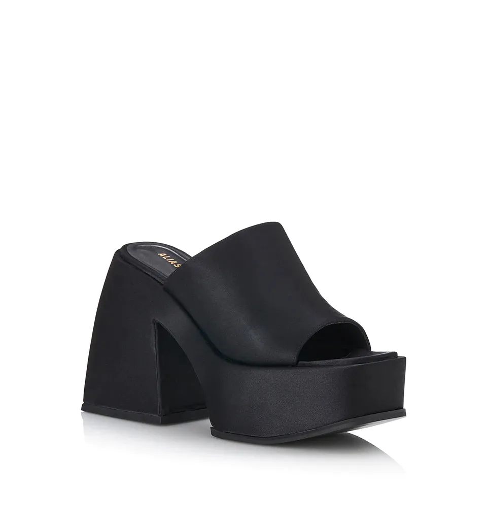 ALIAS MAE Womens Lydia Platform Mules - Black Satin