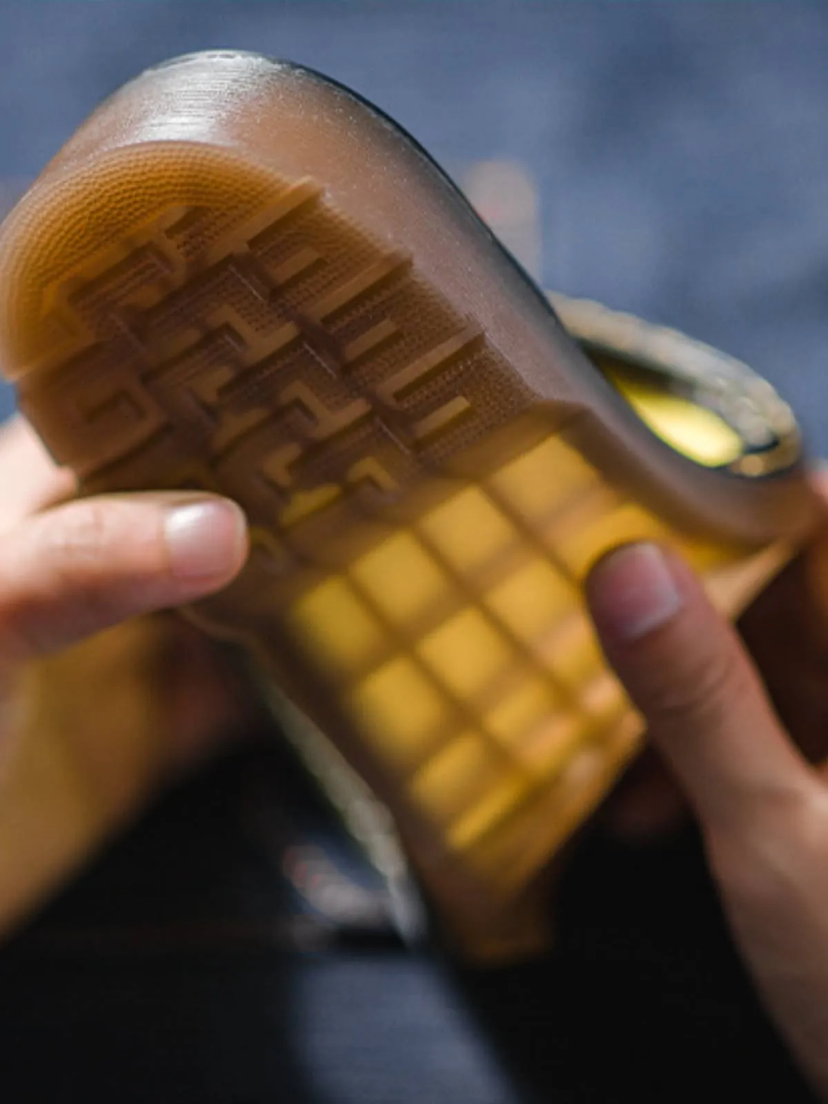 British-Style Mid-Cut Chelsea Boots