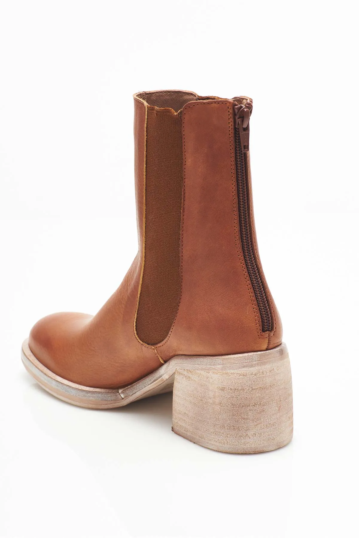 ESSENTIAL CHELSEA BOOT - WHISKEY