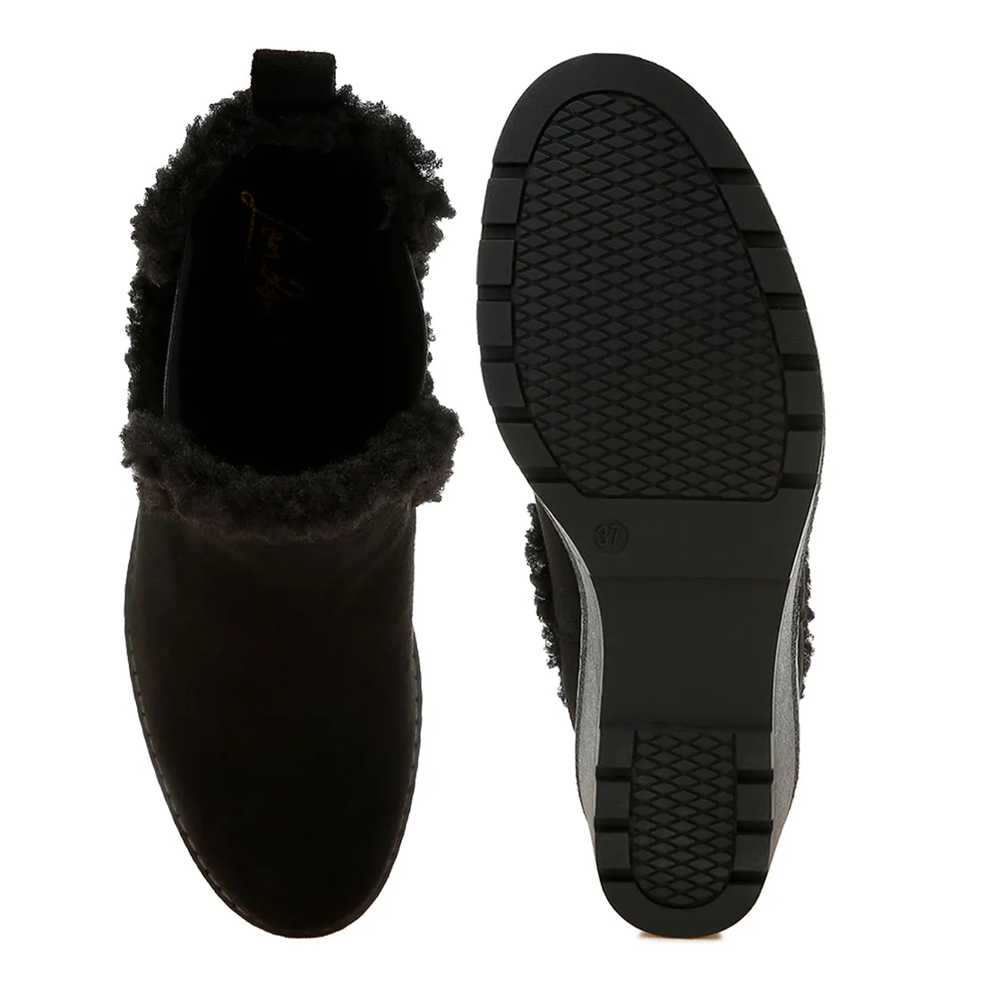 Faux Fur Lined Chelsea Boots