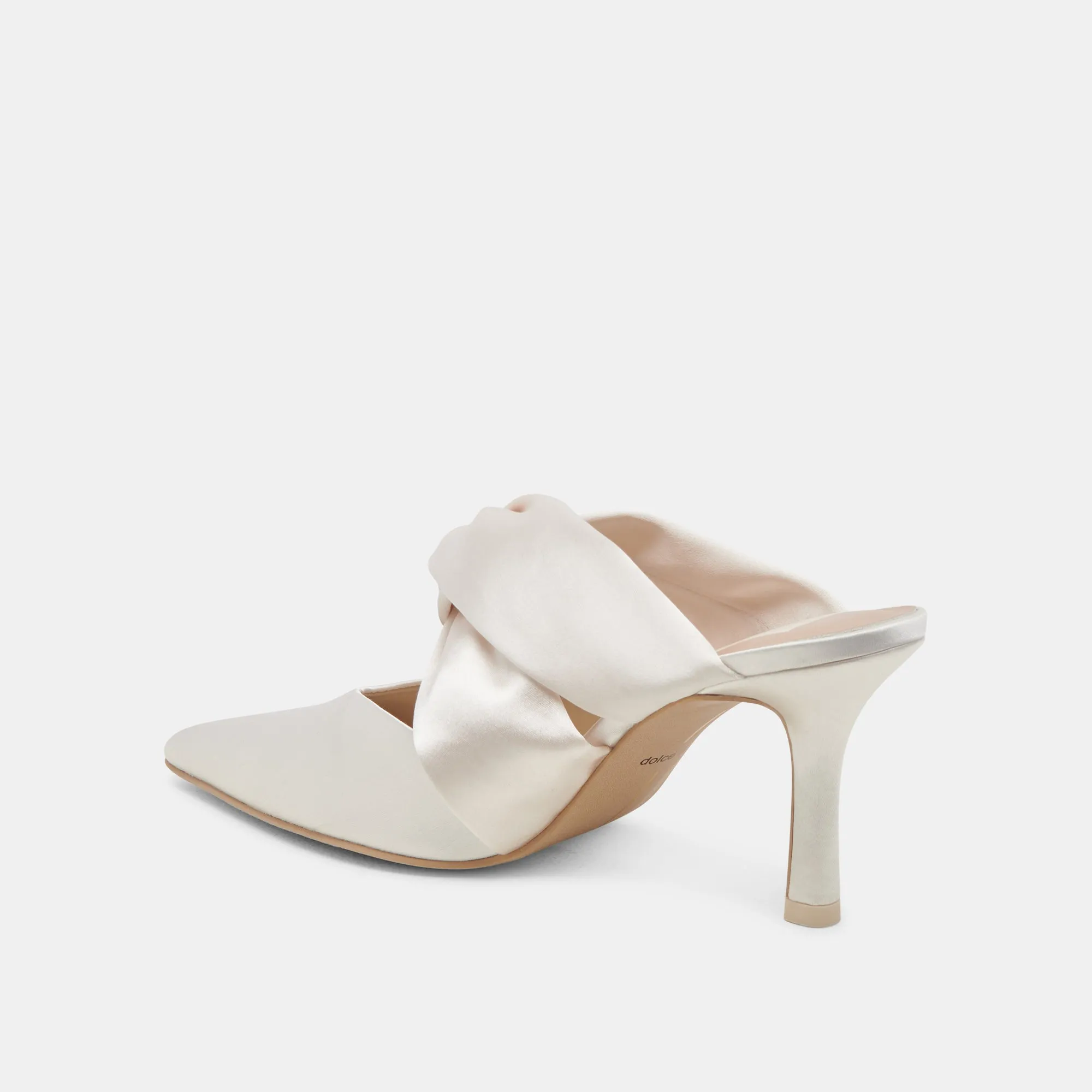 KELSY HEELS CREME SATIN