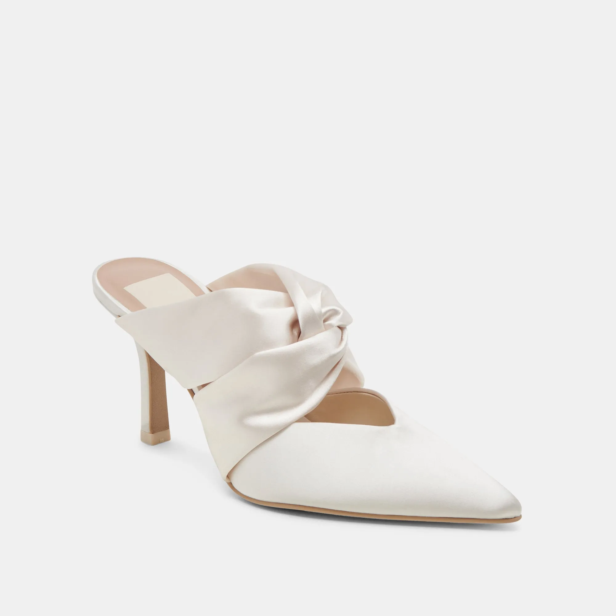 KELSY HEELS CREME SATIN