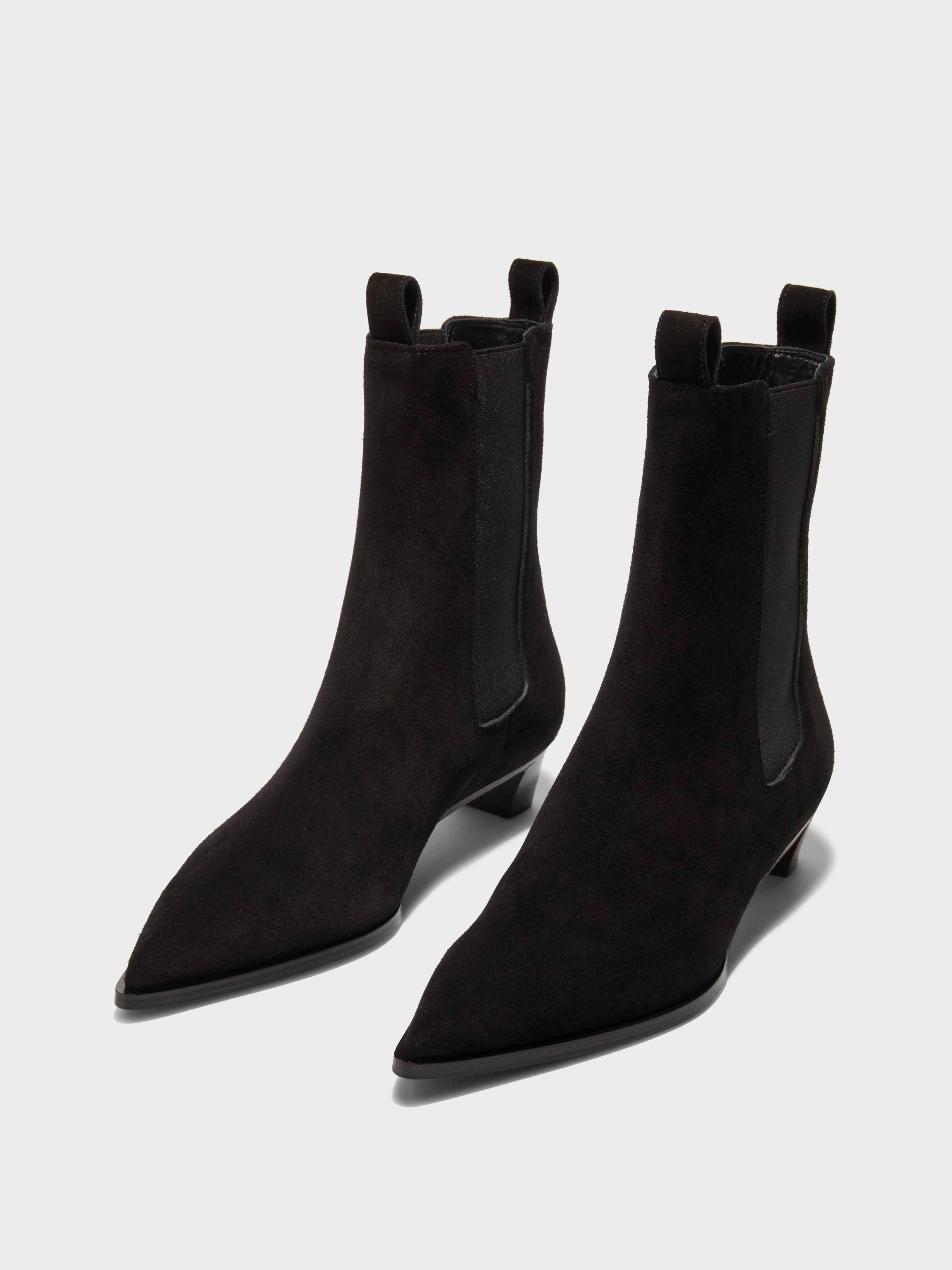 Kiki Suede Chelsea Boots