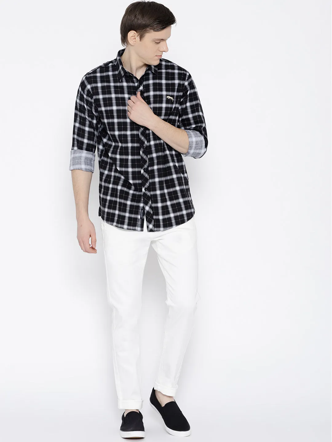 Men Black Regular Fit Checked Casual Shirt