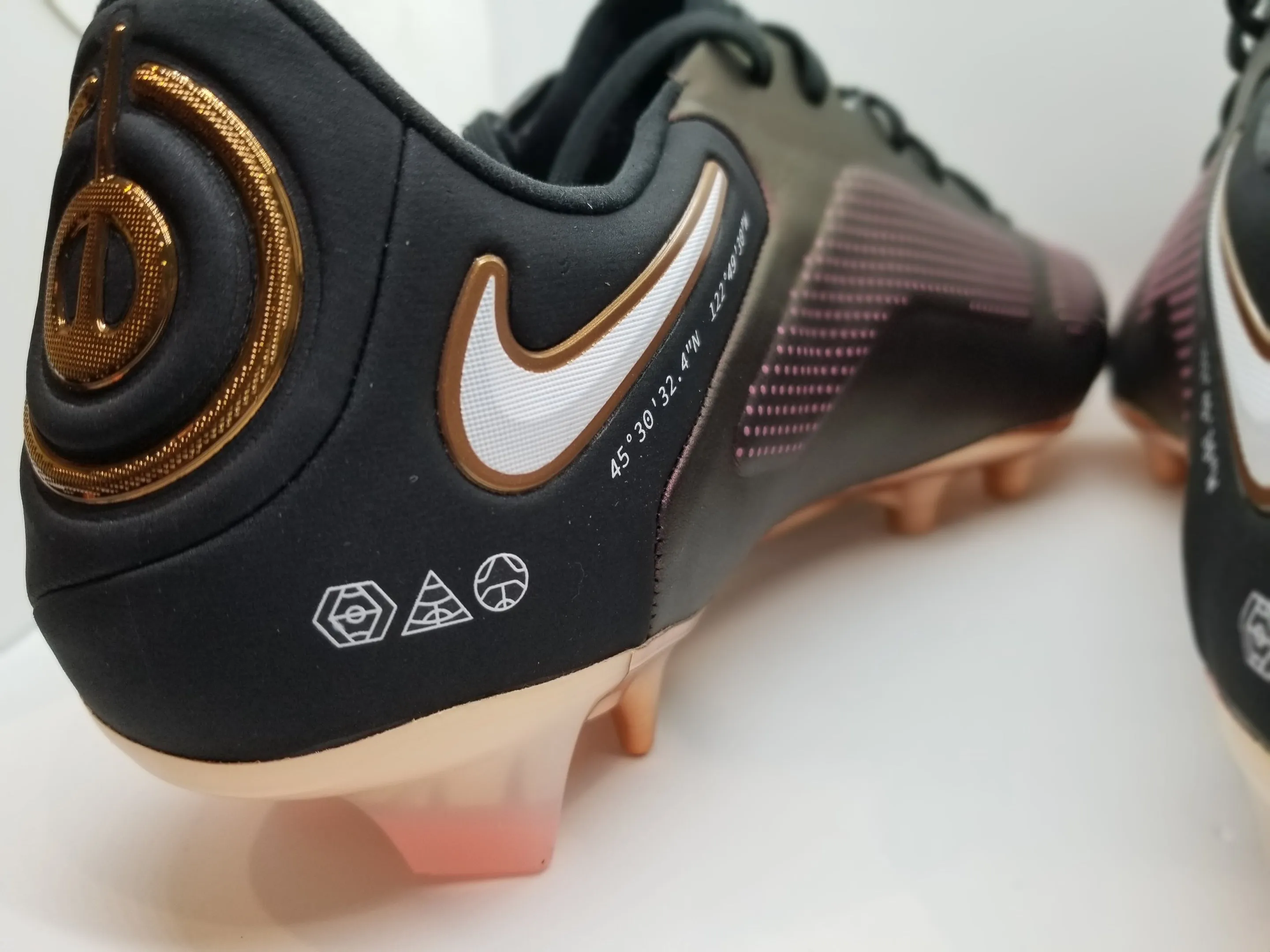 Nike Tiempo Legend 9 Elite 'Qatar WC 2022 Edition' FG