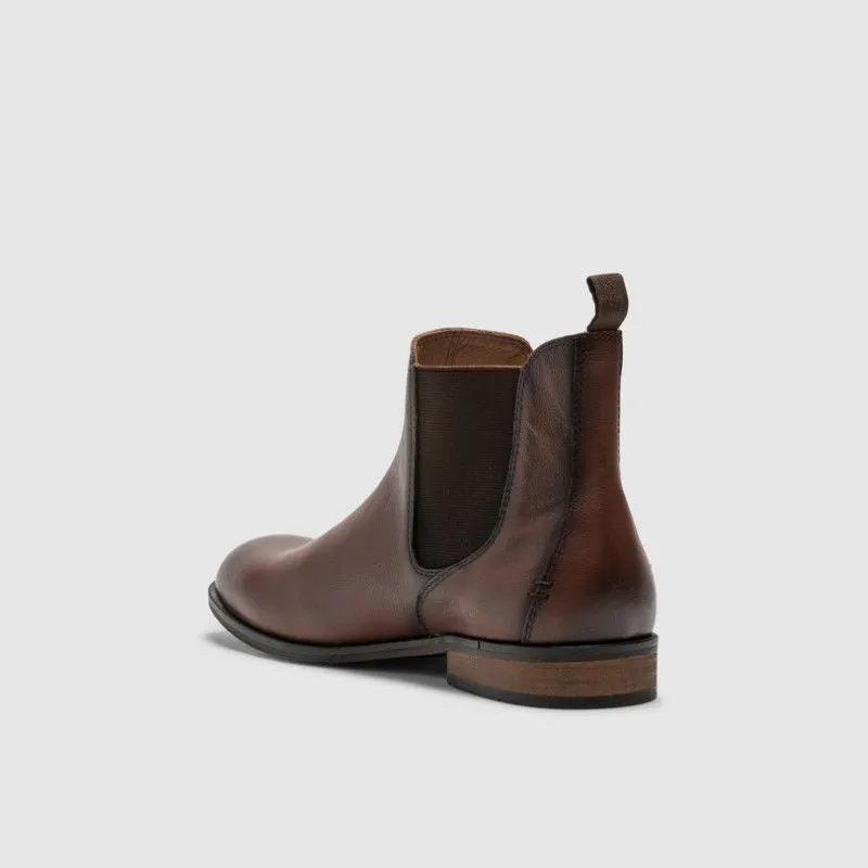 Rodd & Gunn Kingsview Road Mens Leather Chelsea Boot - Cognac