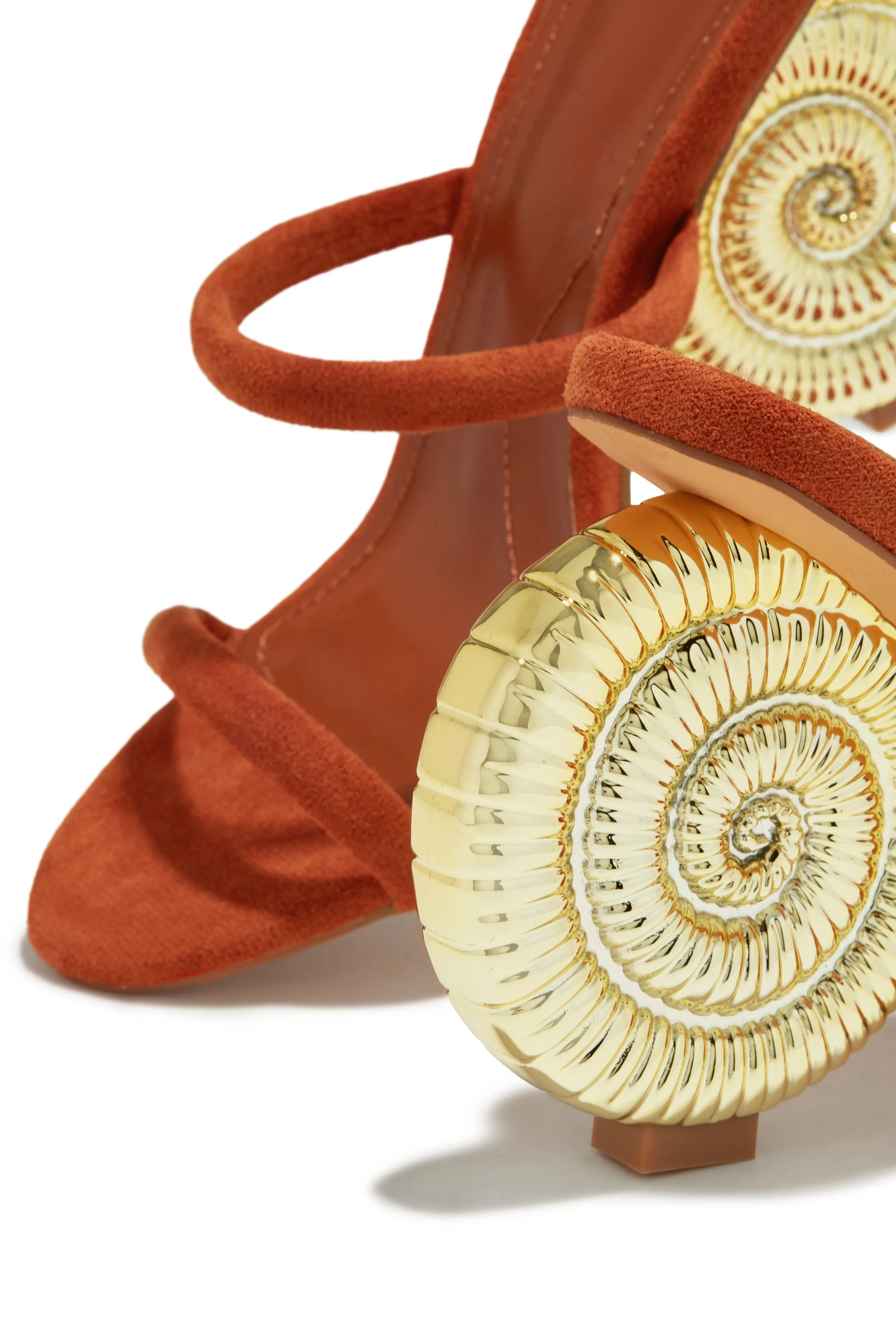 Sunset Waves Sea Shell Mule Heels - Tan