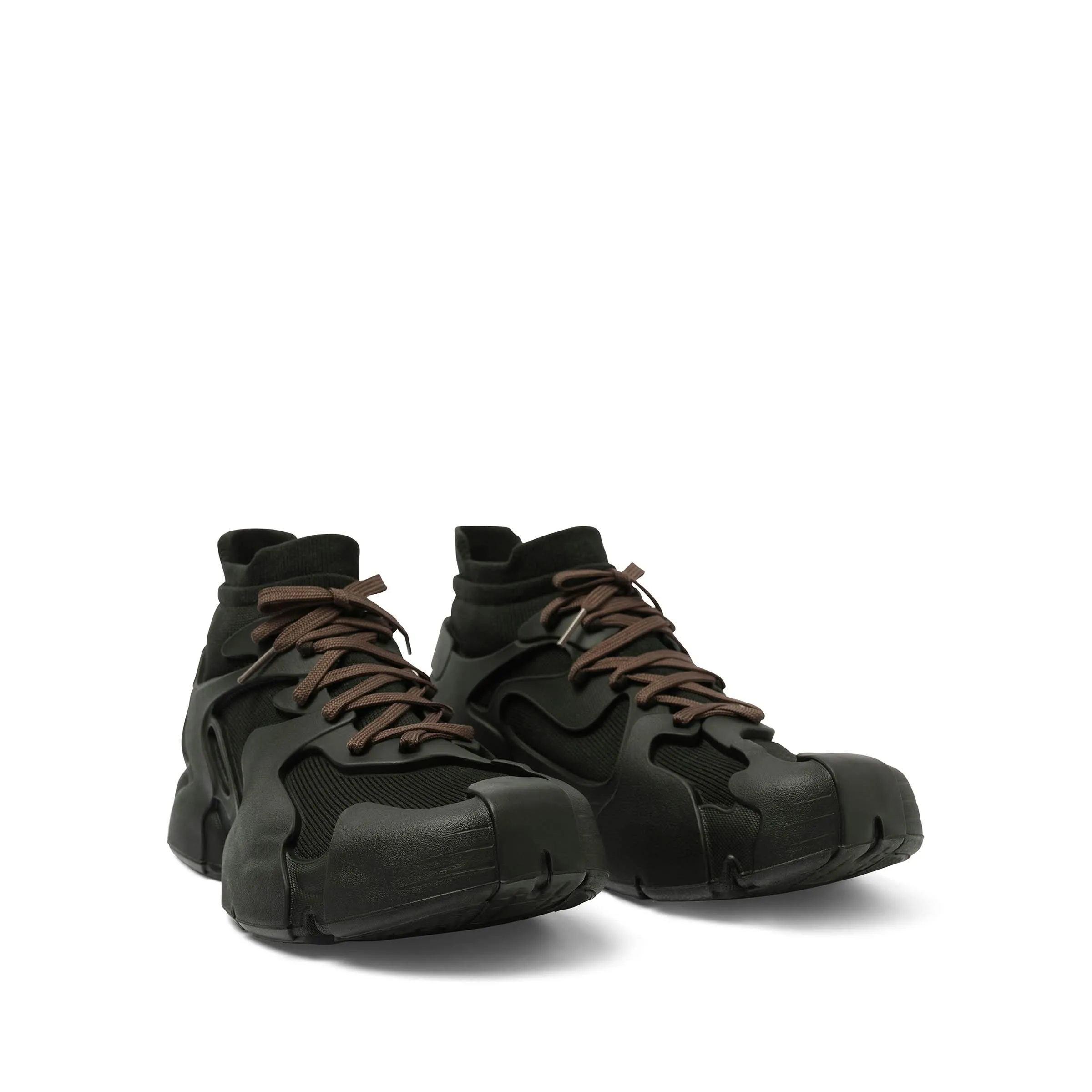 Tossu Sneaker in Black