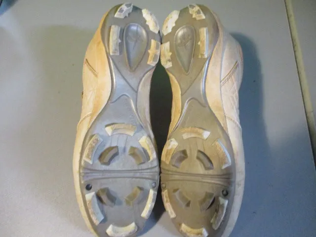 Used Ringor Rip-It Diamond Cleats White Size 7.5