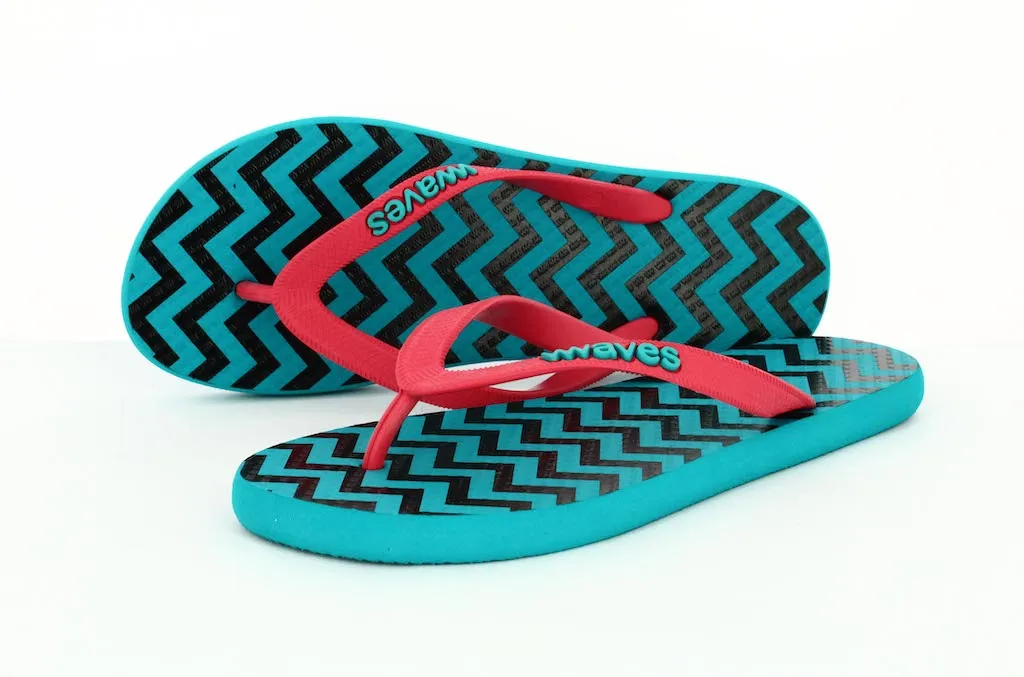 Women's Natural Rubber Flip Flops - Geometric